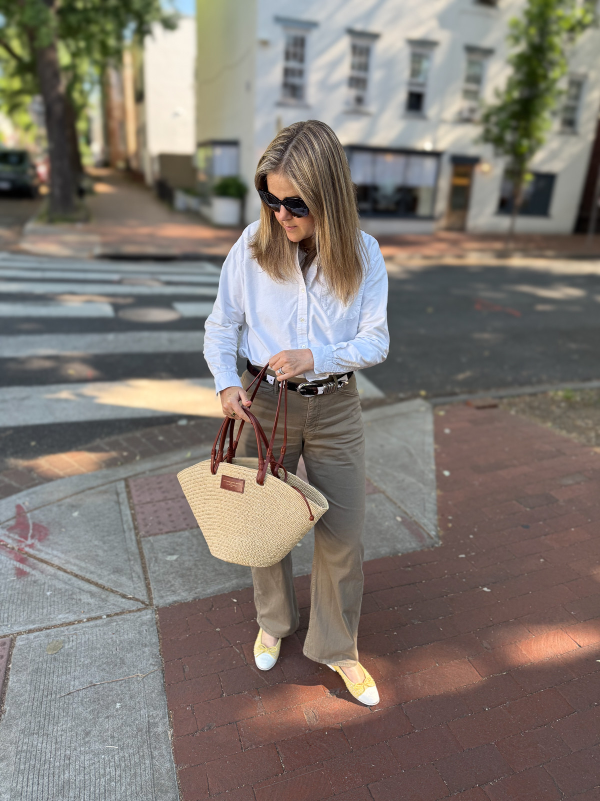 My favorite barrel chino pants are on sale! I'm wearing the regular length, but the petite length would also work if you're 5'4 and under like me. There are also other colors 

 #LTKmomlife #LTKOver40