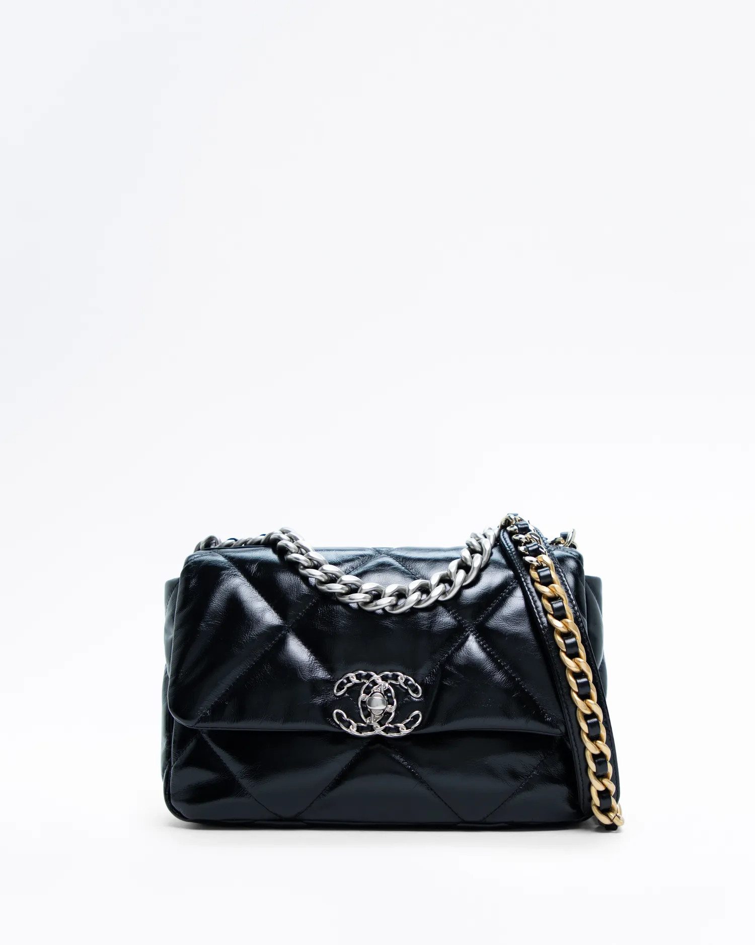 Shiny Chanel 19 Flap Bag | Vivrelle