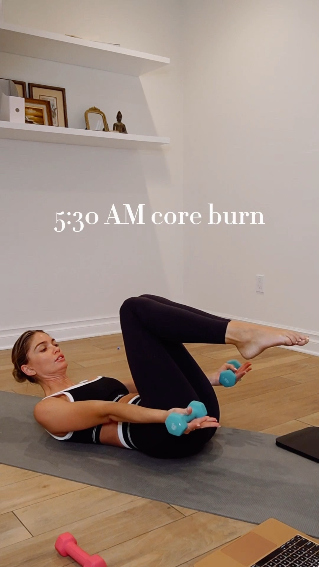 Working out this early in the morning means my set better be super comfy!

#LTKActive #LTKfitnessgoals #LTKOver40