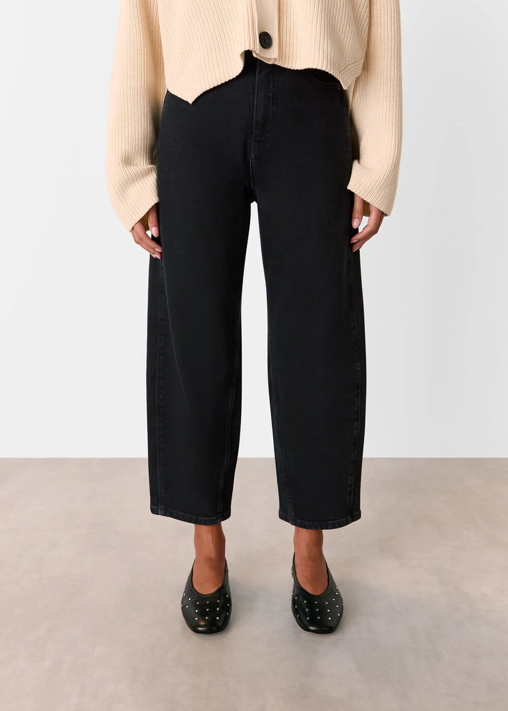 Black Stretch Barrel Leg Jean | WHISTLES | Whistles UK | | Whistles