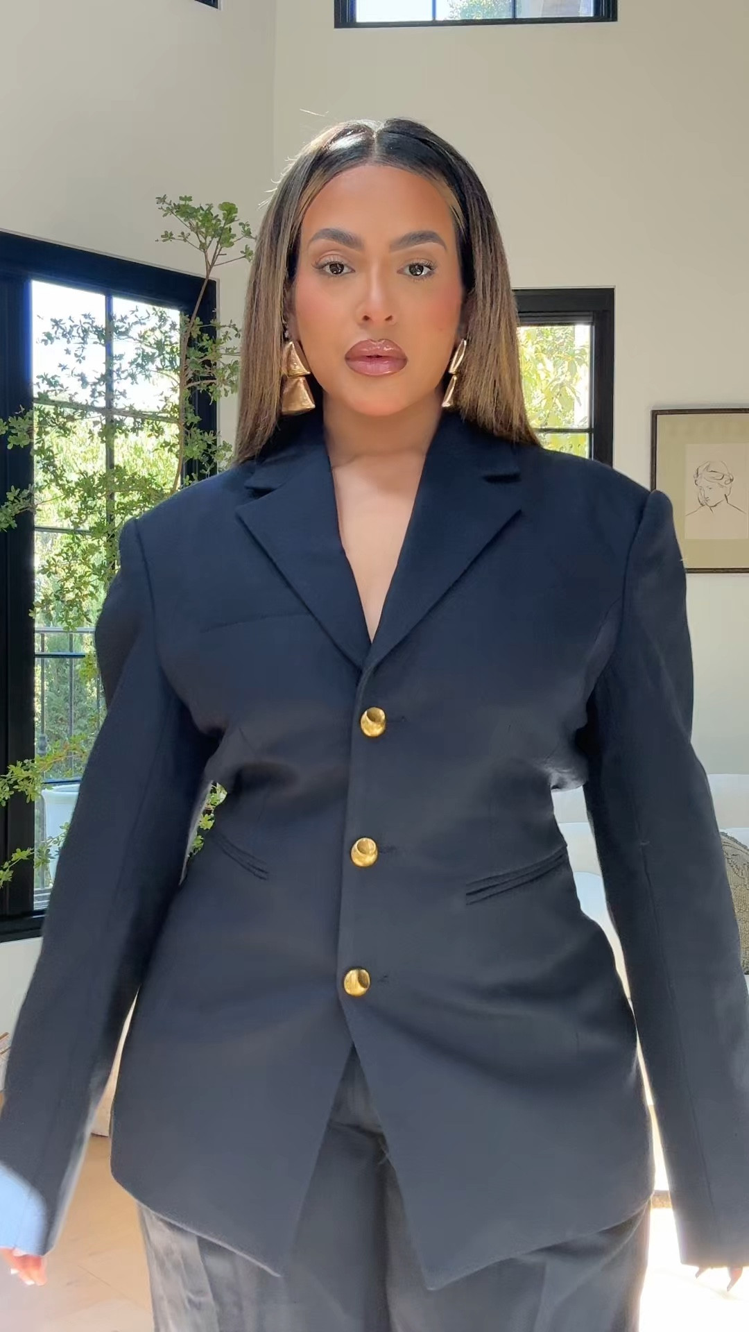 CEO Style! I’m wearing a size L in the blazer and a size 14 in the pants. 

#LTKStyleTip #LTKVideo #LTKMidsize