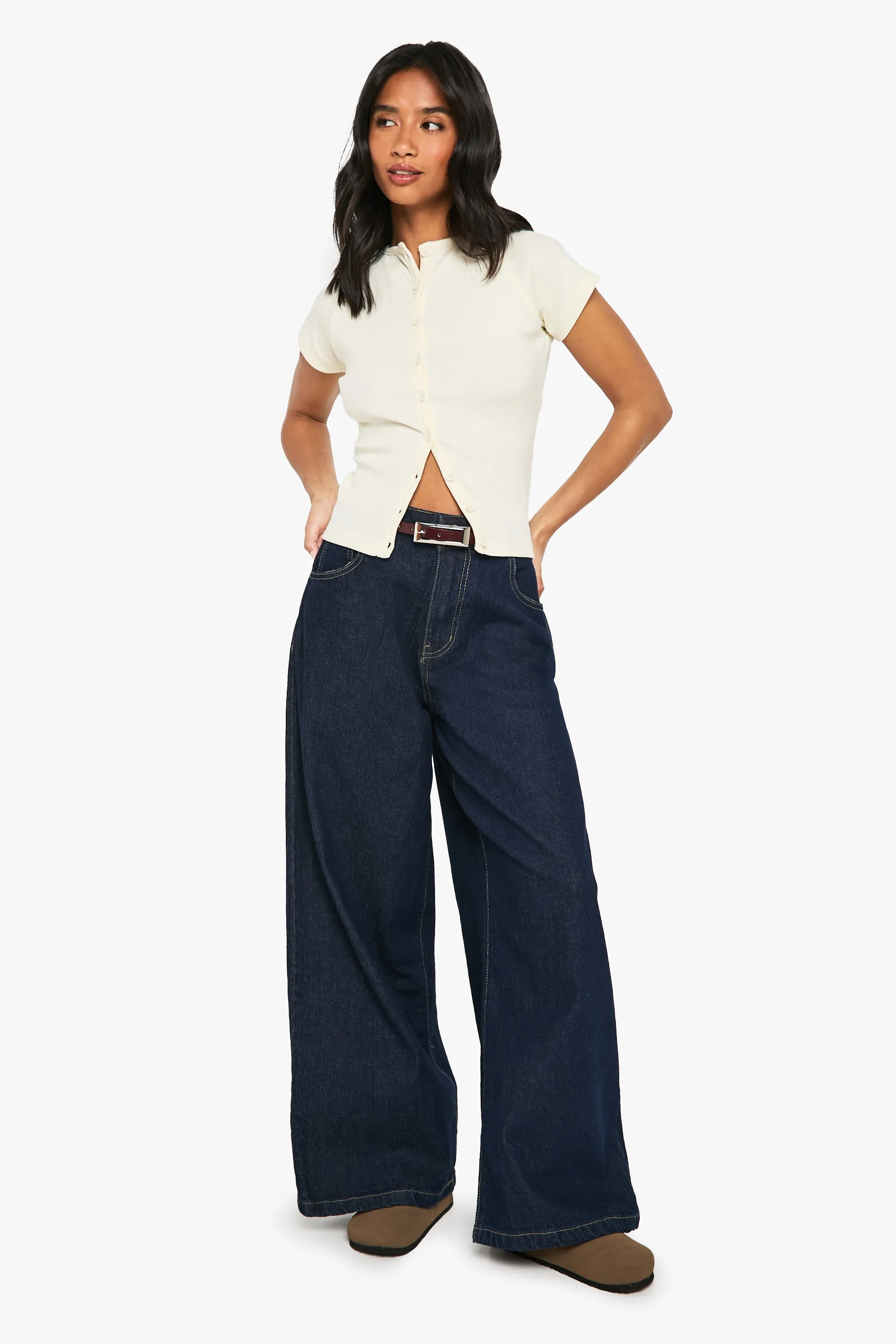 Petite Basic Super Wide Leg Jean | Boohoo.com (UK & IE)