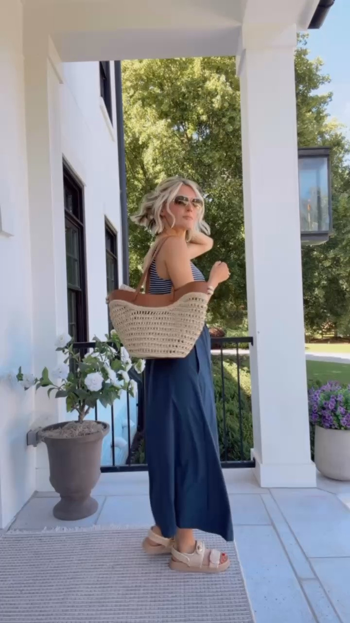 This travel dress is the easiest option to throw on and go! It’s so flattering and still cool for those hot summer days! Currently 40% off!

#LTKSaleAlert #LTKActive #LTKSeasonal