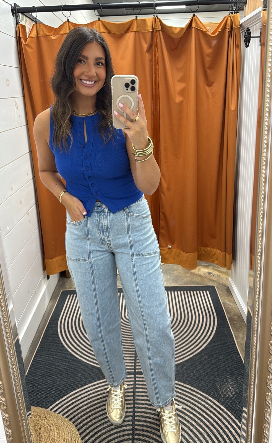 Love these barrel jeans!! 