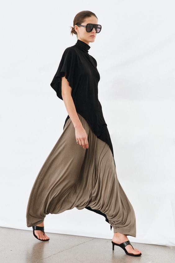 FLOWY PANTS | Zara US