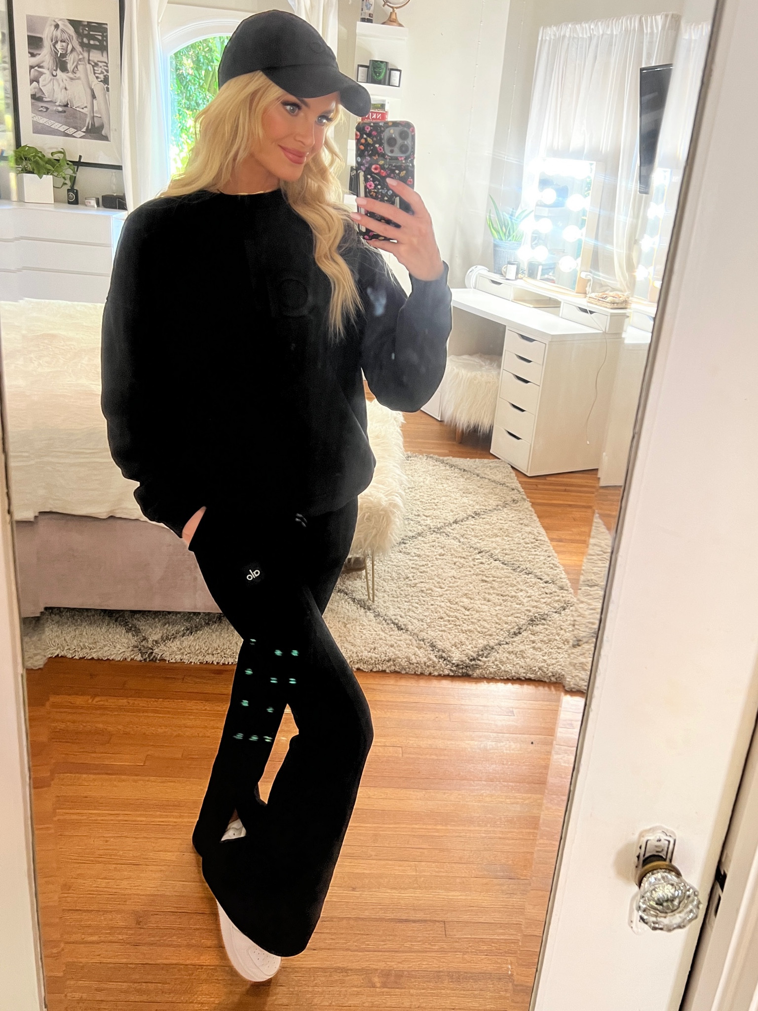 Another all black alo yoga lounge wear outfit, also great for long haul flights. 

#LTKfitness #LTKstyletip #LTKtravel