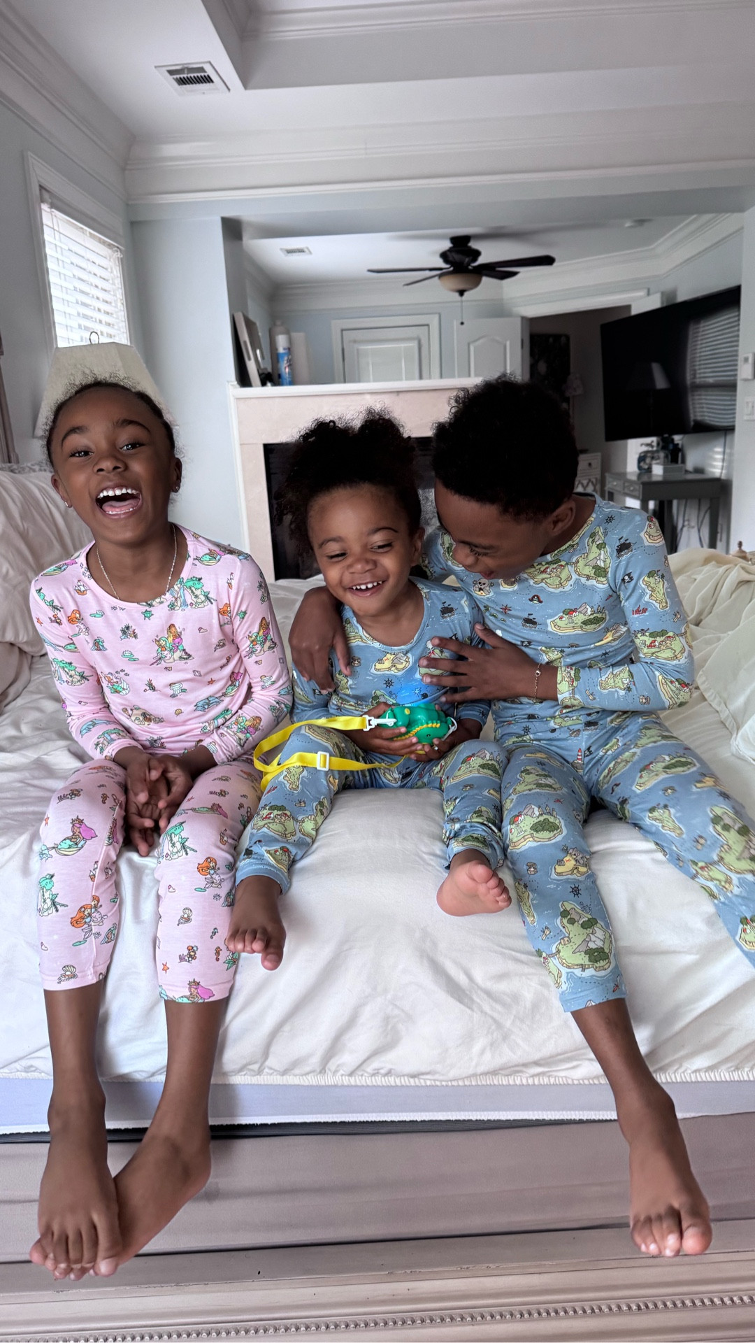 They don’t want to take them off… and honestly, I get it 🤍

What started as “just pajamas” has turned into:
morning cuddles in our bed
lounging on the couch
brushing teeth
and somehow… back to bed in the same pair

That’s how you know they’re that soft.

@bellabubear has officially become an all-day, every-phase-of-the-day staple over here — and I’m not mad about it.

Because if it makes the routine smoother (and a little sweeter), I’m in.

#LTKmomlife #LTKKids #LTKdayinmylife