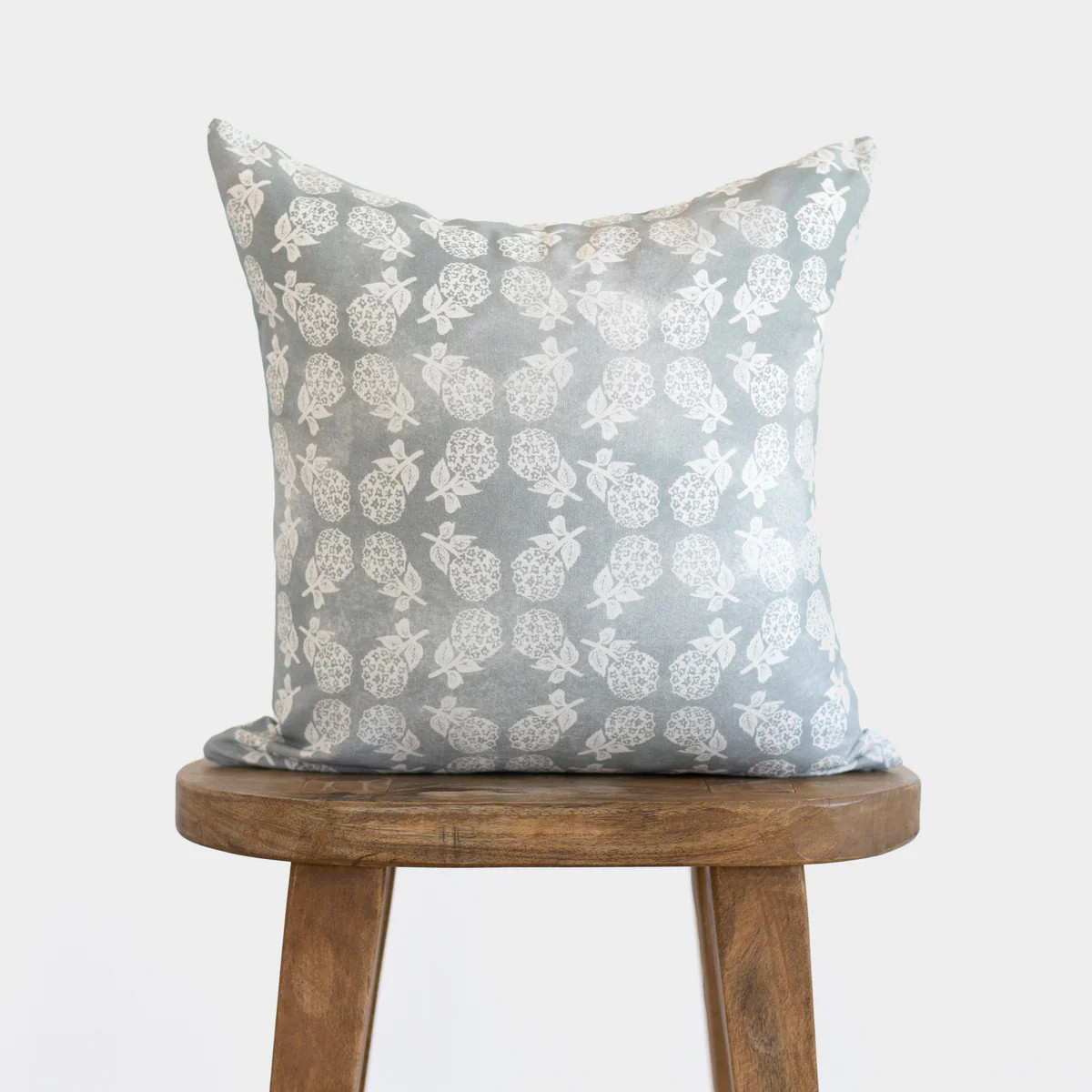 Sloan - Pillow Cover Single - 18'' | 22" | Woven Nook