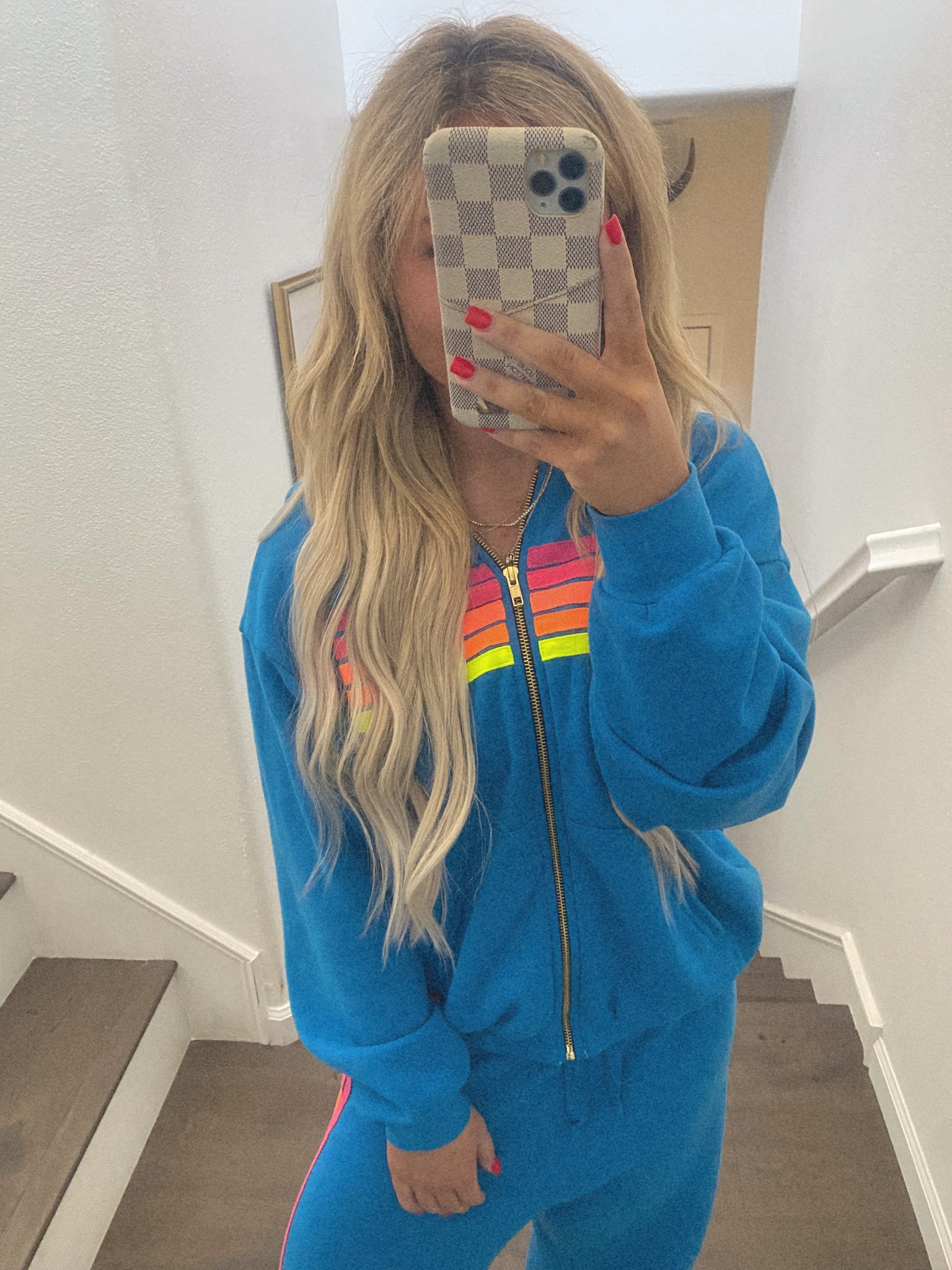 New Aviator Nation loungewear set 💙⚡️ wearing a size small