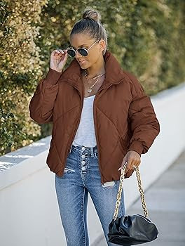 MEROKEETY Women's Long Sleeve Zipper Puffer Jacket Winter Quilted Short Down Coat with Pockets | Amazon (US)