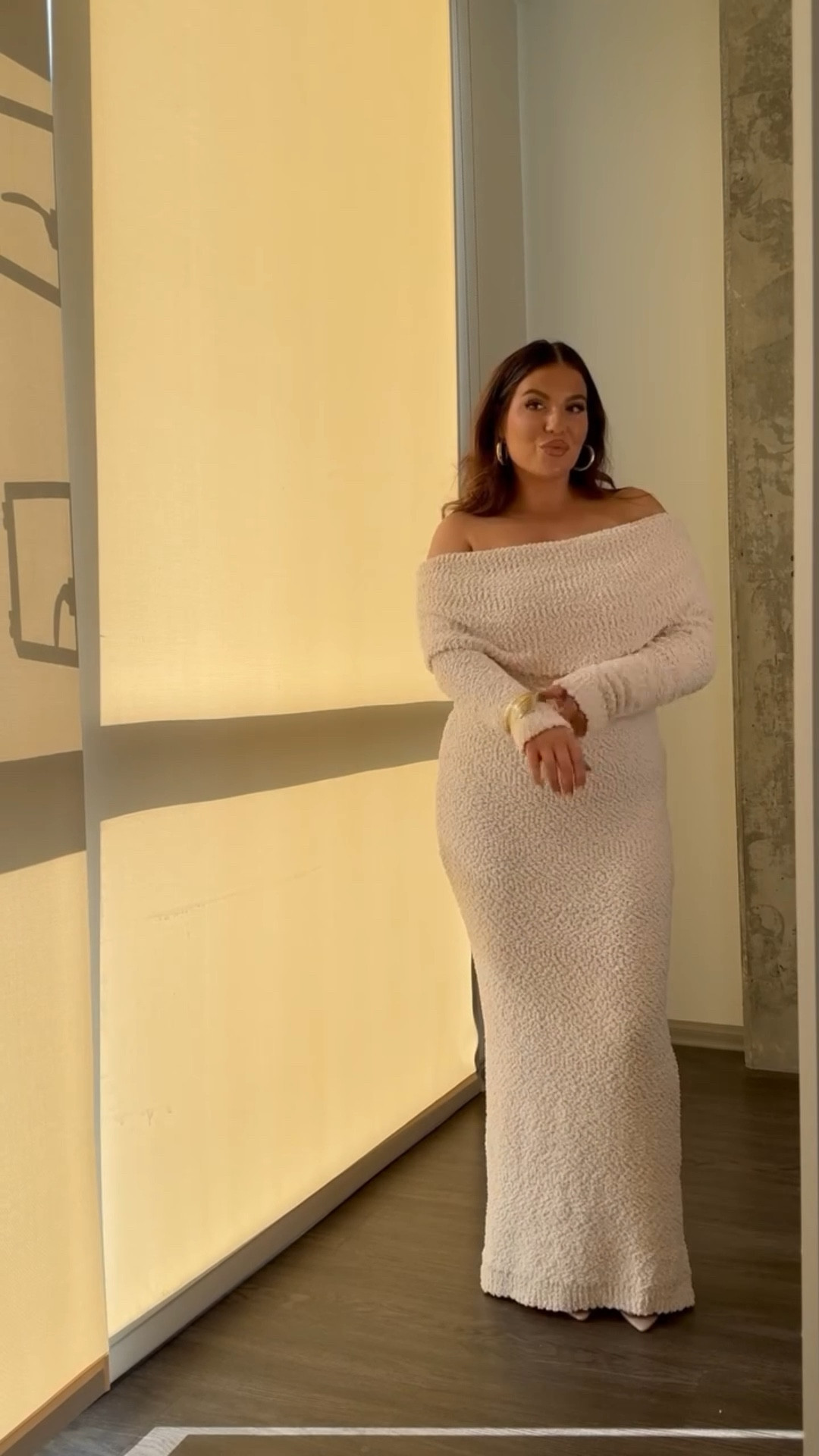 Winter Holiday Dress! 🧸 wearing an XL (could’ve stuck to my reg L!) 

Perfect for any winter events, date night, Christmas photos or even a winter baby shower! 

I’m 5’5 for height reference

#LTKStyleTip #LTKHoliday #LTKMidsize