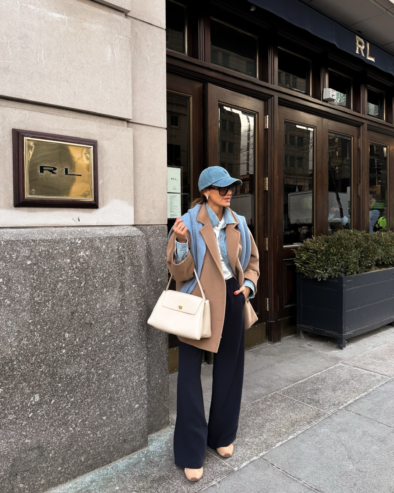 An outfit that’s perfect for travel and everyday wear 🩵🤎 most worn ball cap that goes from hiking, errands, gym to airport and fancy lunches!

#LTKOver40 #LTKootd #LTKTravel