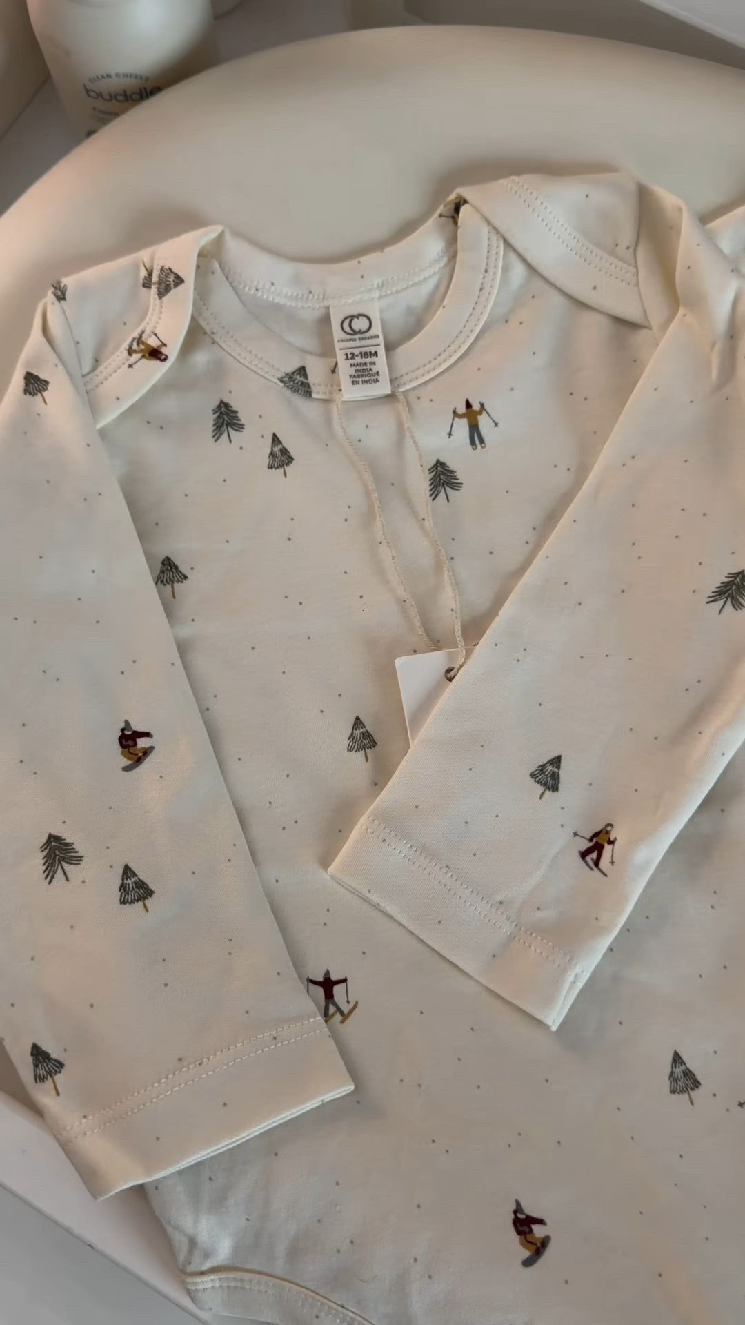 soft tones. natural textures. ease in every detail.

gentle cotton. easy movement. made for everyday play.

choosing soft cotton onesies that keep my baby boy comfy from playtime to cuddle time 🤍

Shop using the link in my bio @coloredorganics for 15% off! 

#coloredorganics #babylove #cottonbabyclothes #babyclothing #baby