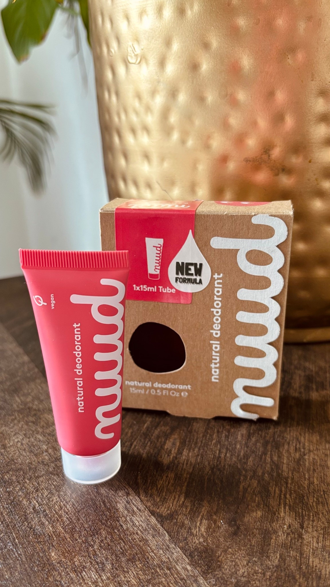 I’ve been looking for a natural deodorant that works, this was rated high on Amazon so I’m giving it a try. So far so good! 