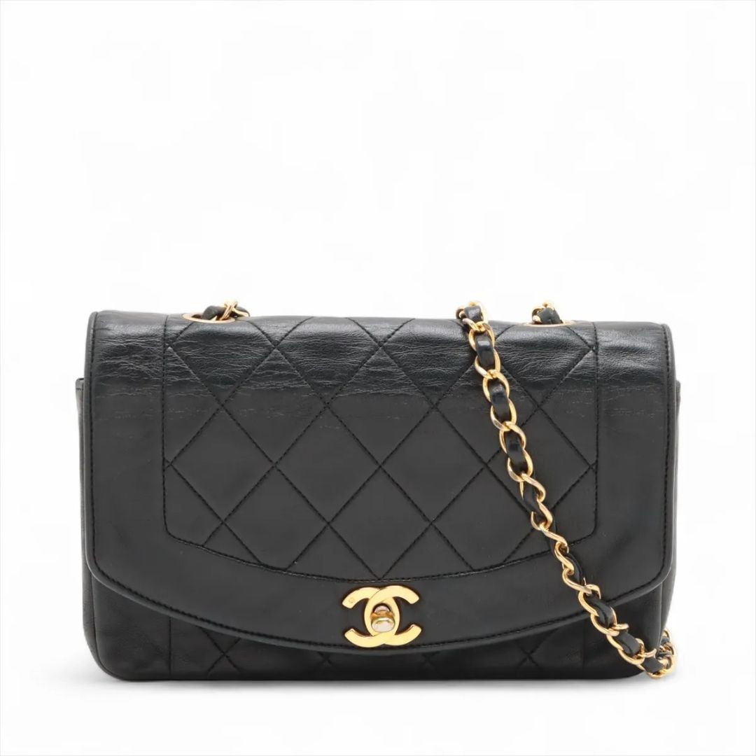 Pre-Loved Chanel Black vintage 1989 lambskin Diana Single Flap bag - Size Standard | BrandAlley