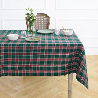 Solino Home Linen Plaid Tablecloth Green 60 x 90 Inches for Christmas | Green Tartan Plaid | Target