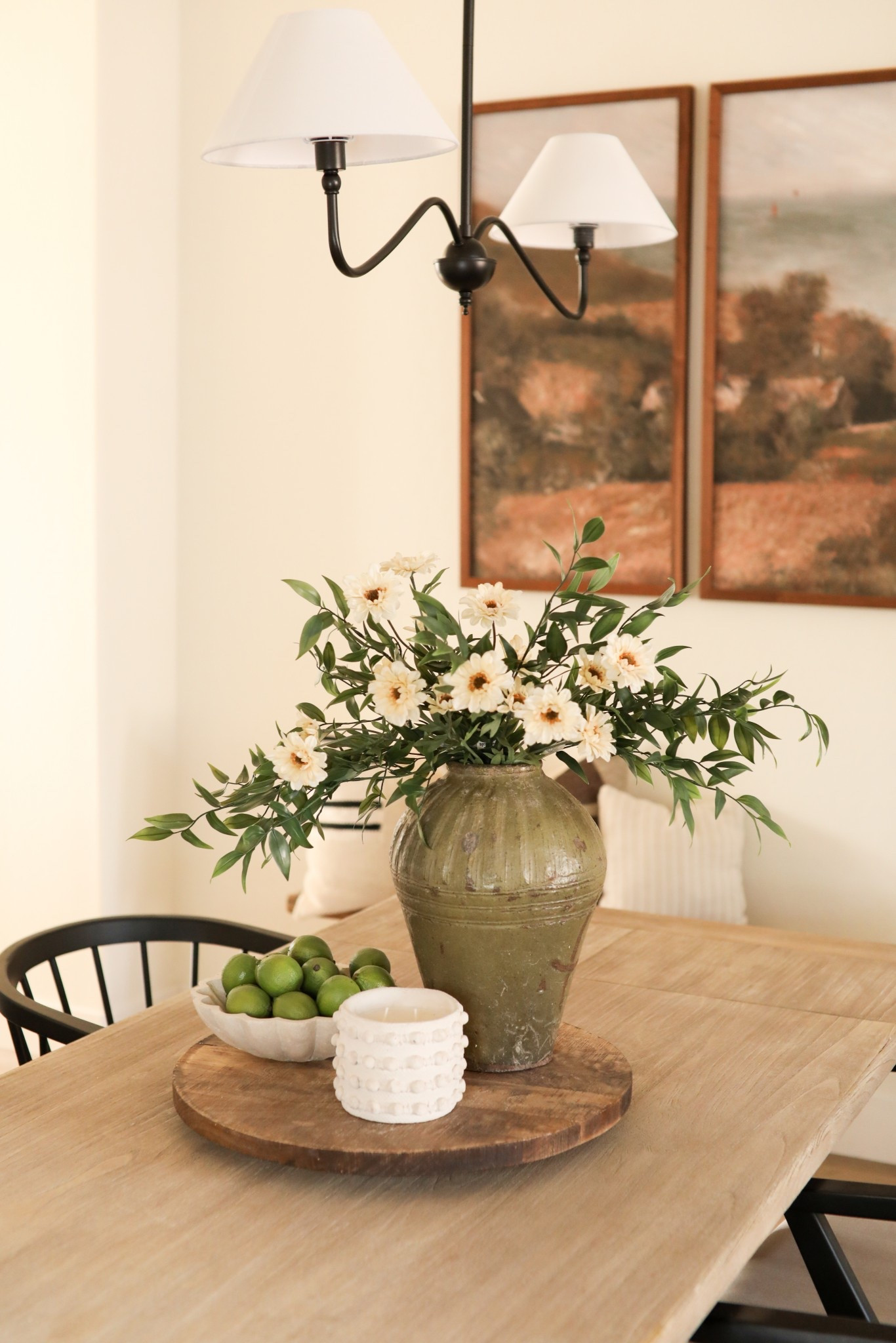 I LOVE this affordable stem combo for a high-end designer look! 😍✨🪴 I used 4 greenery stems and 2 floral stems in this photo. #ltkhome #homedecor #rusticdecor #fauxstems #springdecor #decor #diningroom #diningtable

#LTKStyleTip #LTKSeasonal #LTKSaleAlert