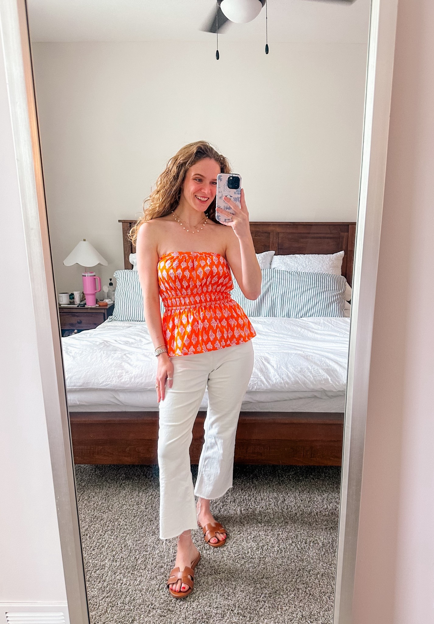 Happy Sunday!! OBSESSED with this orange blouse from J.Crew Factory! The color is to die for!! 🍊🧡