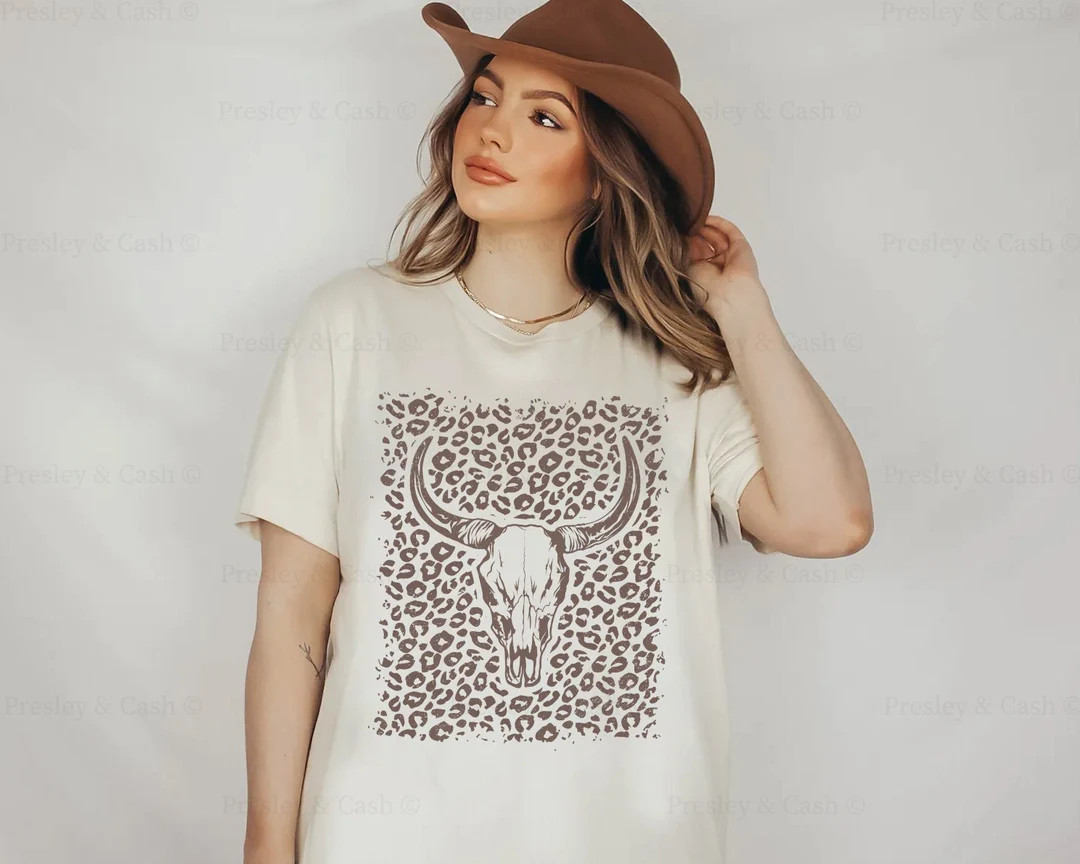 Boho Longhorn Skull Shirt Western Graphic Tee Leopard Print Shirt Texas Cheetah Cowgirl Shirt Des... | Etsy (US)