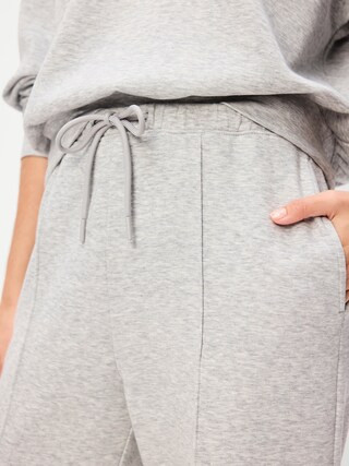 Mid-Rise Dynamic Fleece Textured Wide-Leg Sweatpants | Old Navy (CA)