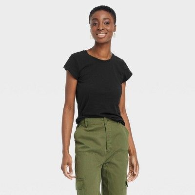 Women's Fitted Short Sleeve T-Shirt - Universal Thread™ | Target