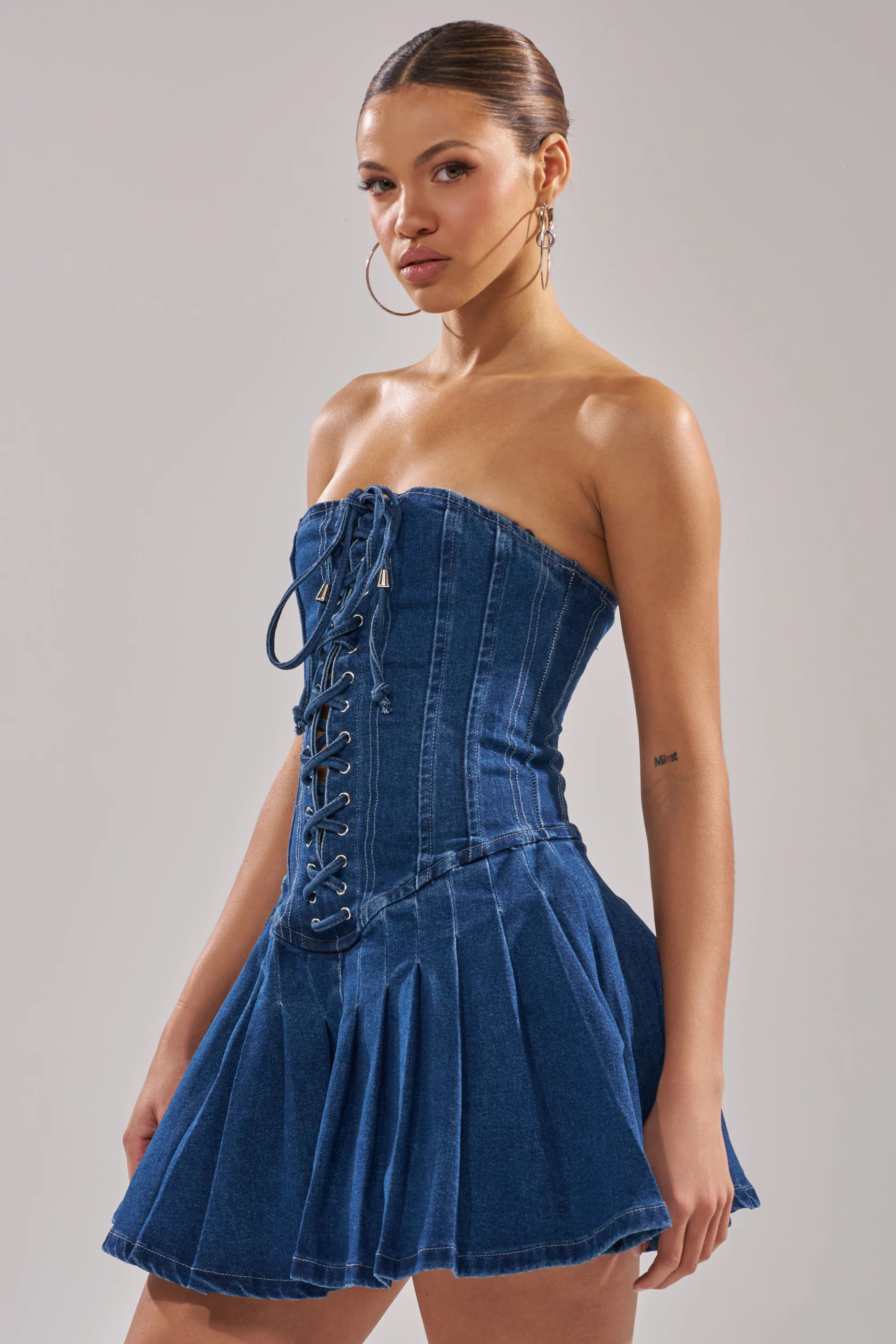 LACE ME UP DENIM MINI DRESS | AKIRA