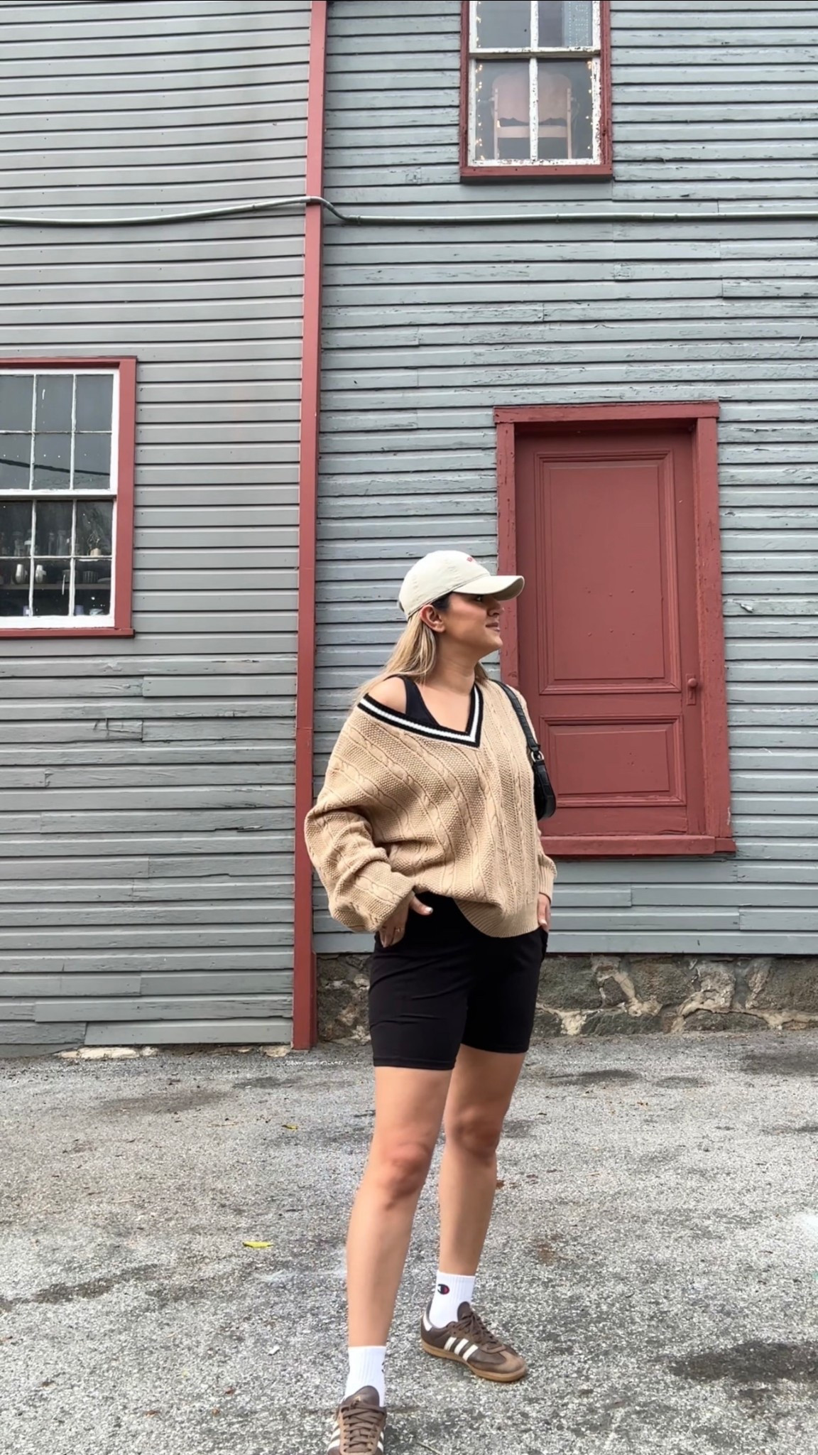 Casual fall outfit 🤎

#LTKSeasonal #LTKSaleAlert #LTKStyleTip