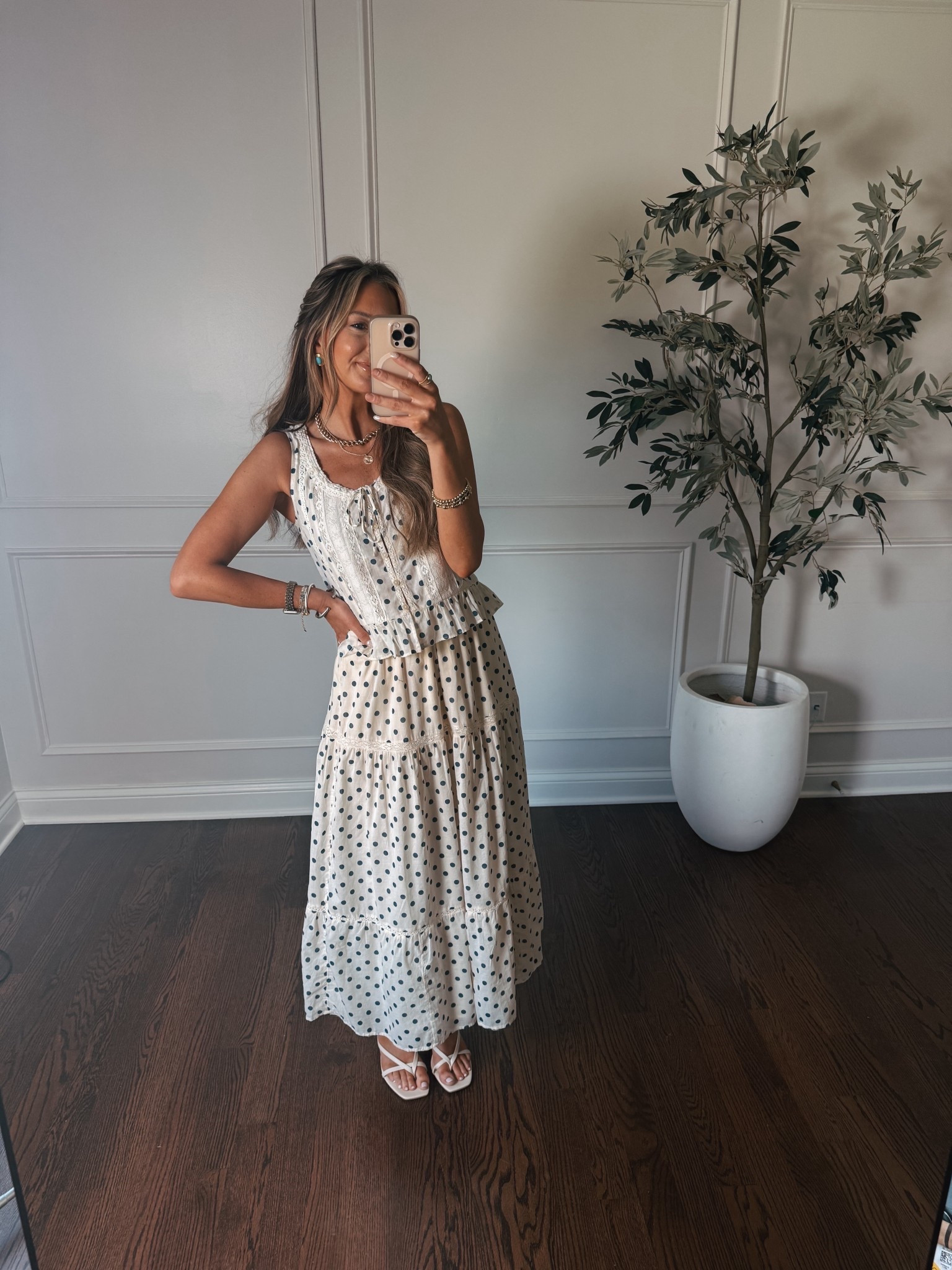 THe cutest spring set! Wearing size small. 



#LTKootd #LTKmomlife #LTKgrwm