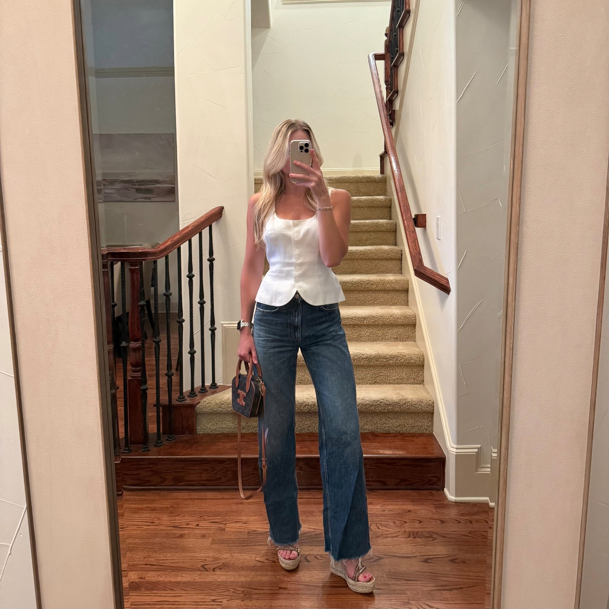 Dinner outfit ✨ - Size 4 in vest and jeans are from Zara size 26
