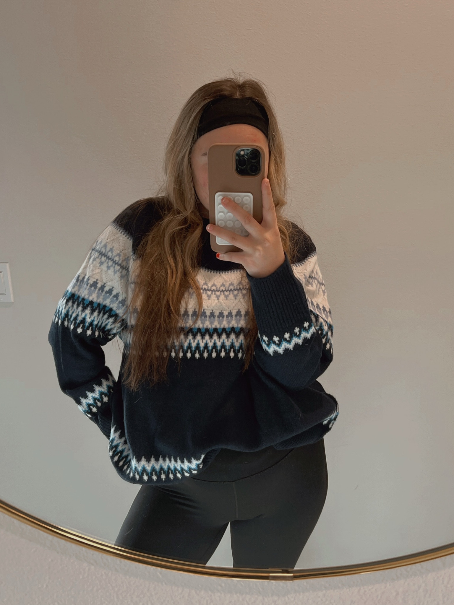 Winter Outfit 

#LTKActive #LTKSeasonal #LTKFitness