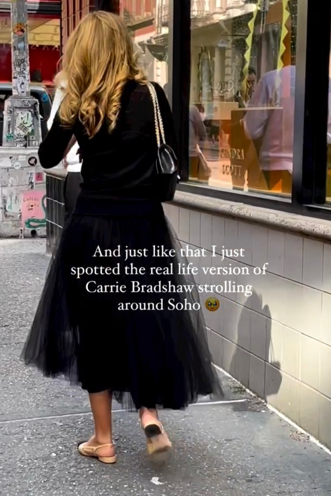 Real life Carrie Bradshaw 

#LTKstyletip #LTKtravel #LTKfindsunder100