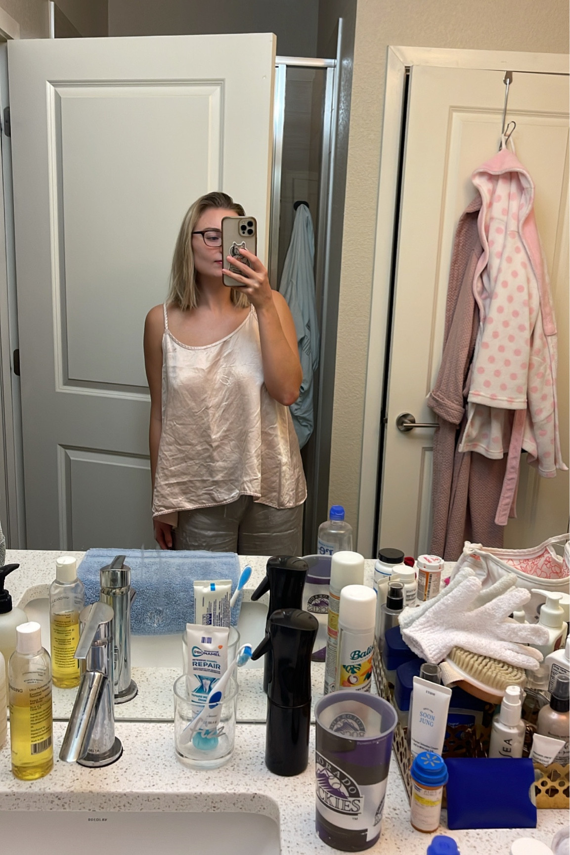 Before bed time pic :) linking on of my fav pajama sets (I have three). Look in older posts for my other two! This one if mid-$$ but so satiny soft. 