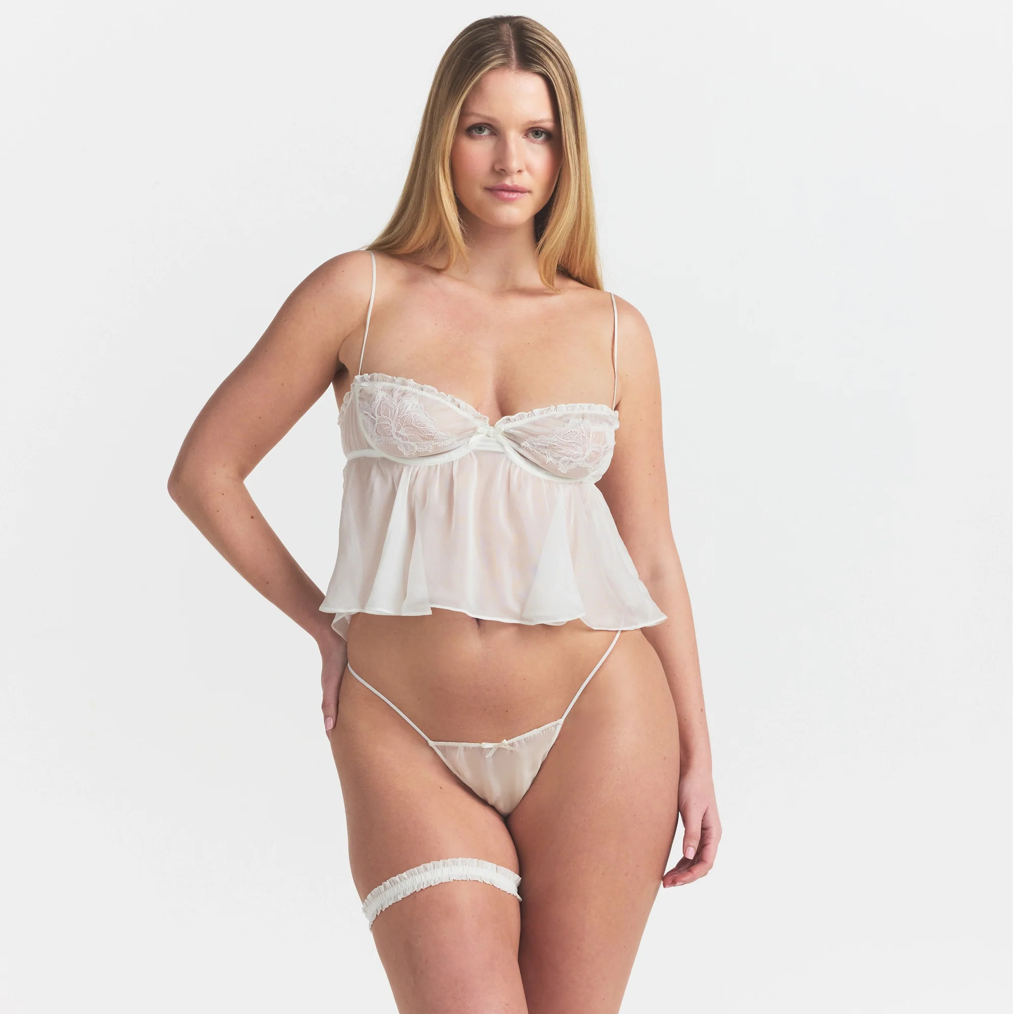 SKIMS Garter | White | Small | SKIMS Romance | SKIMS (US)