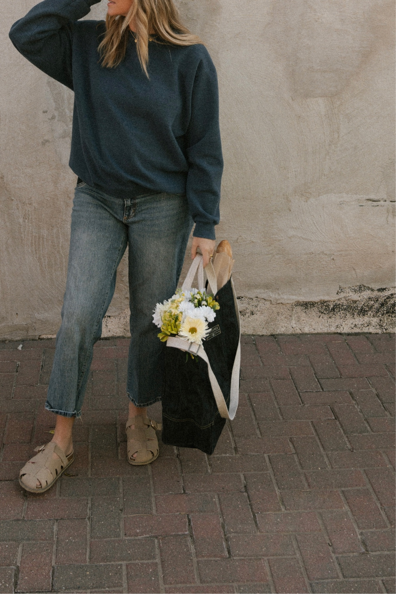 tote bags are IN this summer!!! these are my favorite totes, the quality is unmatched. use code ‘MOMSROCK’ for 30% off the whole website 🌷

#LTKsalealert #LTKitbag #LTKstyletip