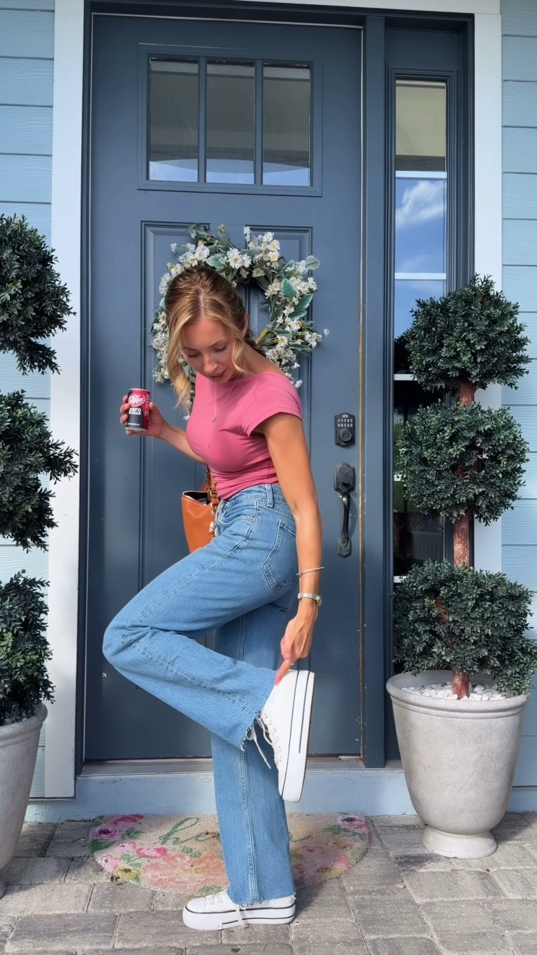 My Abercrombie jeans (24 short) & top (XS) are on sale PLUS us code DENIMAF for an extra 15% off the jeans!