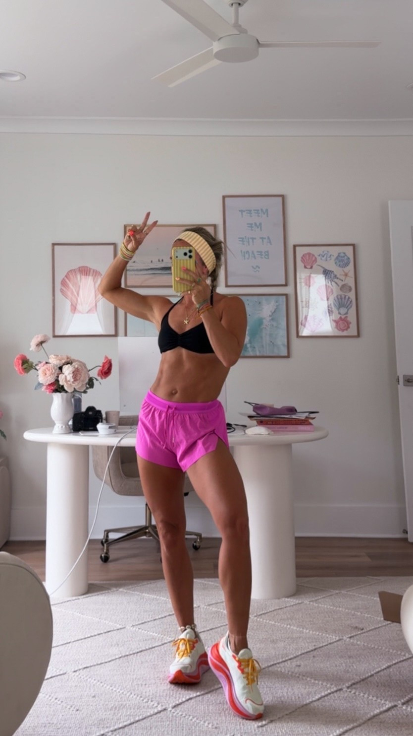 Workout ootd 🏃‍♀️ been living in these shorts! My sports bra is DFYNE (unlinkable) I linked my favorite from Amazon!

#LTKootd #LTKfitnessgoals #LTKmorningroutine