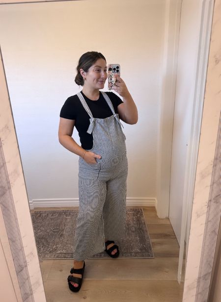 Maternity jumpsuit size medium-‘petite friendly

Double lined tee- size medium
Sandals TTS

Maternity outfit at 35 weeks pregnant

#LTKBump #LTKFindsUnder100 #LTKFindsUnder50