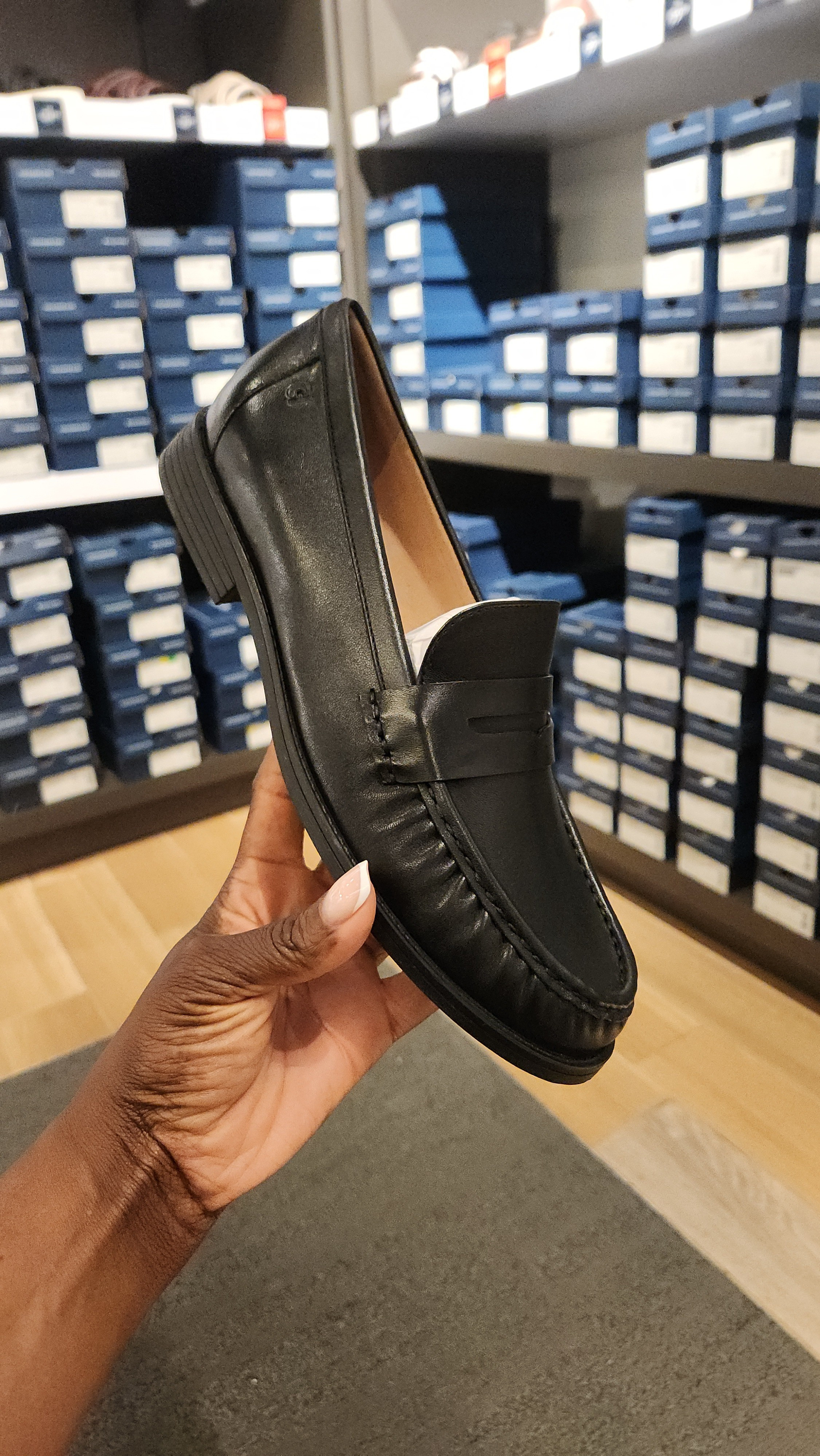 Cole Haan loafers, available in 4 colours + leather and suede 

#LTKSaleAlert #LTKWorkwear