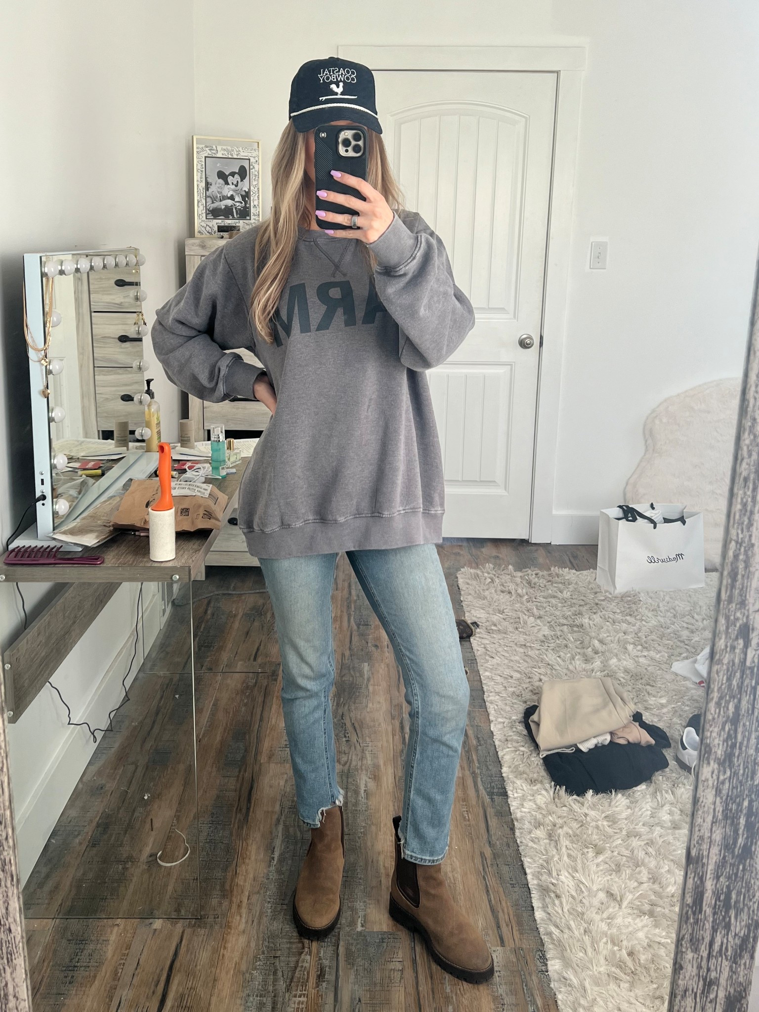 If you love my Coastal Cowboy trucker hat and Farm Crew neck use code KELLEY20 at Meanwhile Back on the Farm for 20% off your purchase! 