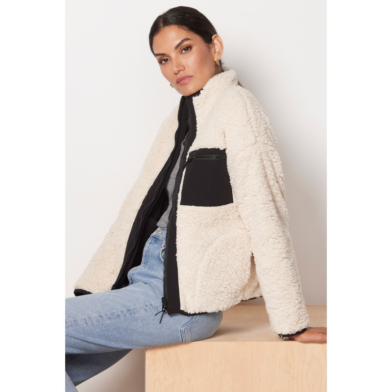 Z SUPPLY On-The-Go Reversible Jacket | EVEREVE | Evereve