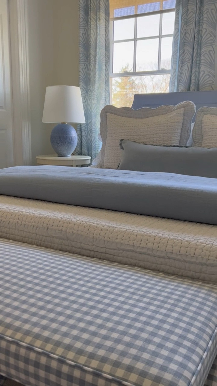 New England guest bedroom

Nancy Meyer’s aesthetic, coastal grandmother, upholstered bed, Serena & Lily, blue scalloped bedding, end of bed bench, gingham bench

#LTKVideo #LTKstyletip #LTKhome