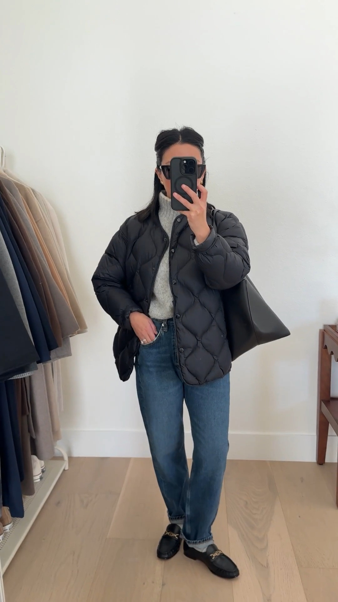 40yr old mom of 2 daily outfit: petite-friendly mid-rise boyfriend jeans. These are relaxed and so comfy. Not keeping them bc the rise is too short, but love the wash and fit. 

Rag & Bone jacket xxs - old
Madewell turtleneck xs
Citizens of Himanity Winslow jeans 24 - Size down 
Sam Edelman loafers 5
Mansur Gavriel tote 
YSL sunglasses 

Petite style, winter style, winter outfits, 



#LTKPetite #LTKmomlife #LTKootd