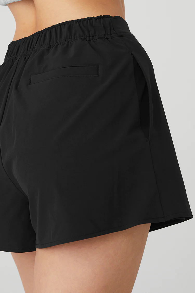 Clubhouse Skort | Alo Yoga (US)