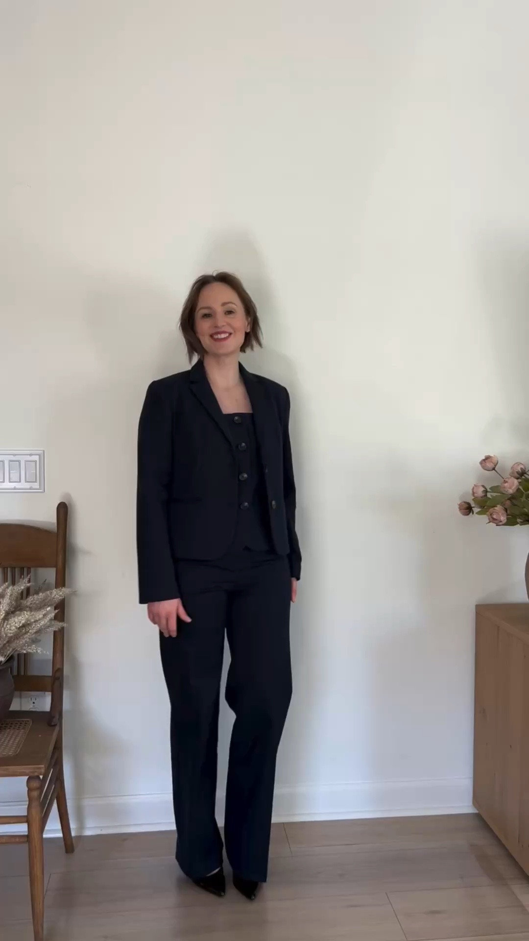 ✨ The Power Suit ✨ Love this set and all the different ways to style it. This is the full length, wide leg pant versus the cropped one in the previous video. You can see how the full length really elongates the leg and adds the illusion of height to a petite frame. Pants are size 0, vest and blazer size 2P. Such a stunning set 😍 @anntaylor #petiteworkwear #petitecorporatewear #petitefashion #corporatewear #workwear