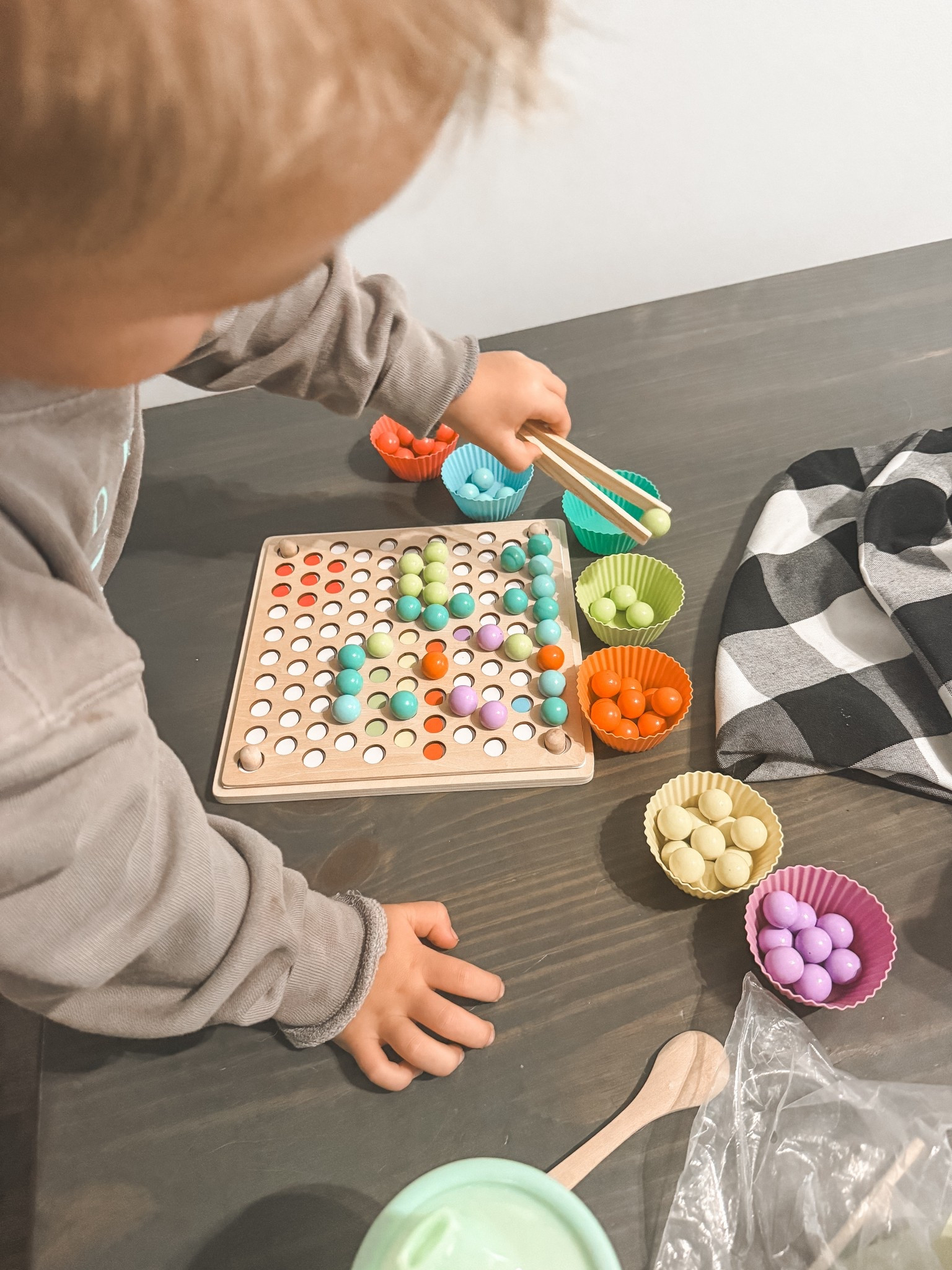 This sorting game is so good for fine motor skills. 
Even at 5 years old, Lain still enjoys pulling it out to play! 💛

#LTKFamily #LTKKids