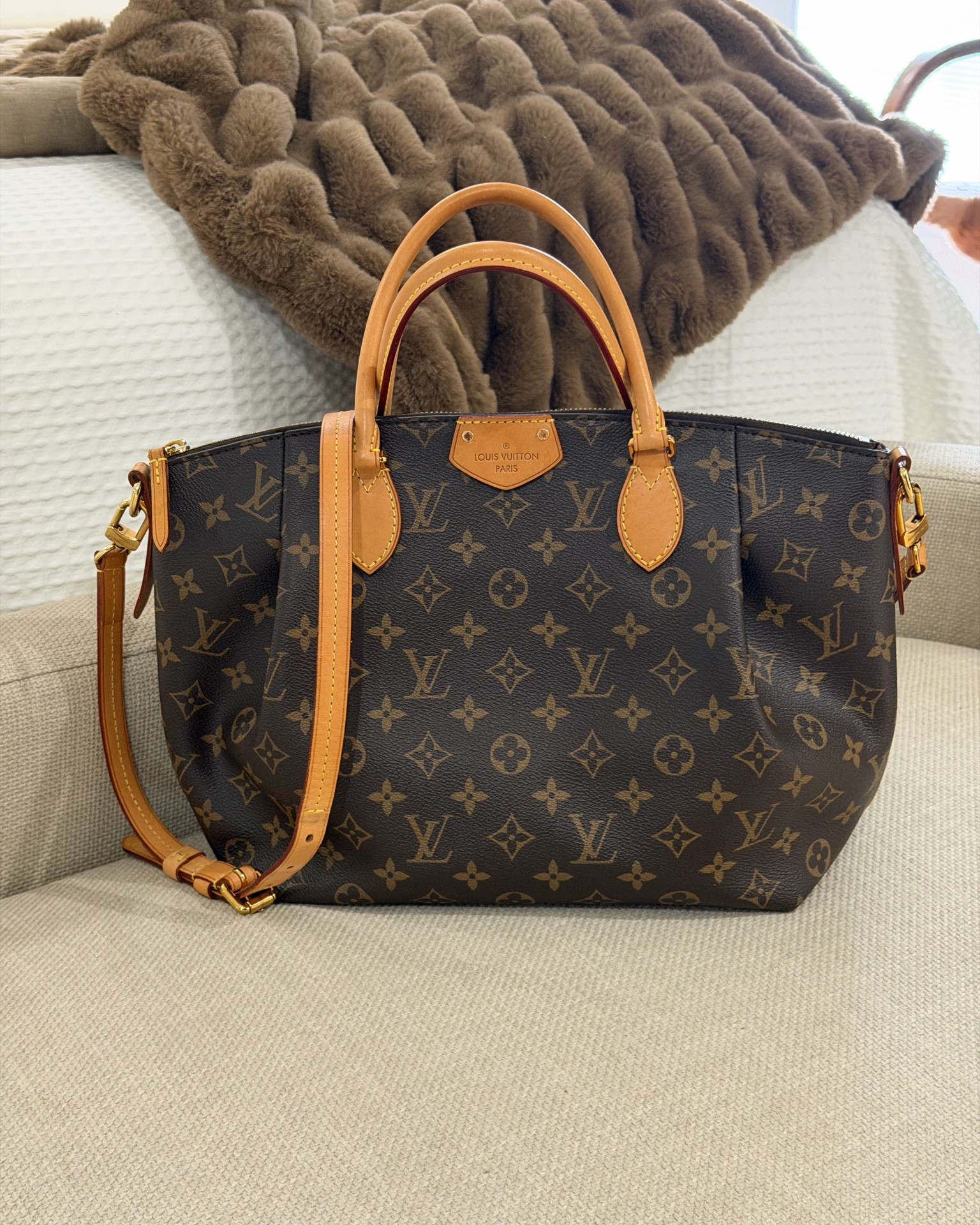 I love buying pre-loved Louis Vuitton handbags! It’s a great way to get a designer bag for a great price! Most bags have been gently loved and the savings verses buying brand new is amazing! My latest find is the Louis Vuitton Turenne MM. It’s a beautiful crossbody bag or can be carried in hand. Also a great size, holds a lot!

#LTKOver40 #LTKSaleAlert #LTKdayinmylife