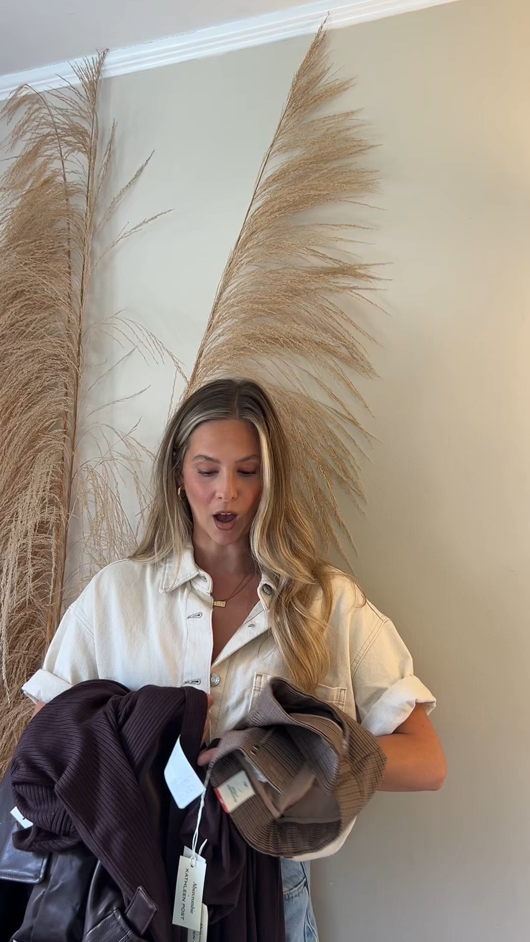 Kathleen Post X Abercrombie Collab

#LTKFallSale #LTKSeasonal #LTKStyleTip