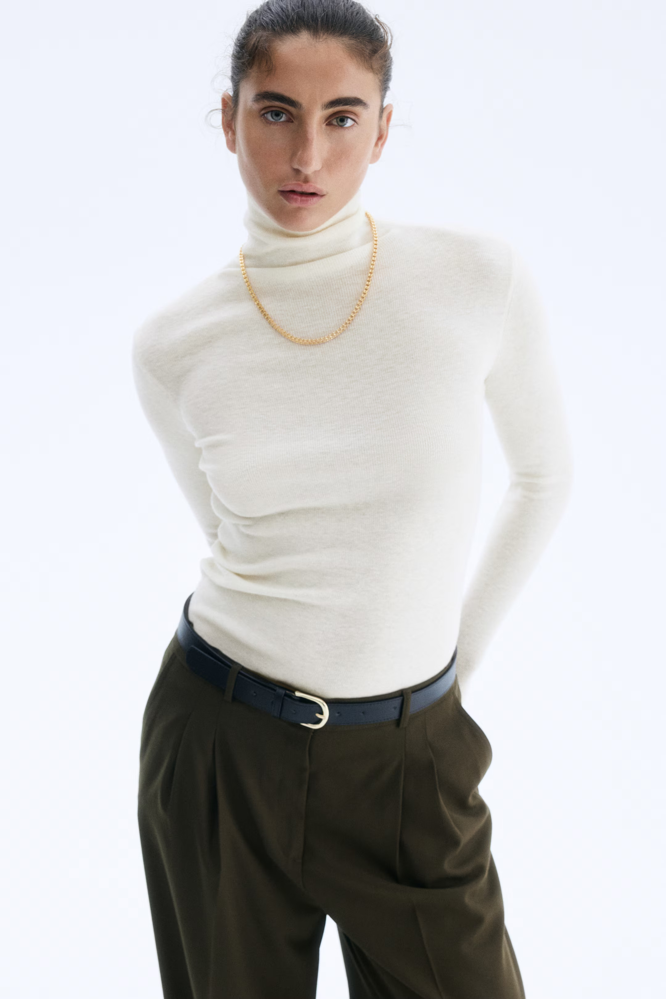 Cashmere-blend polo-neck jumper | H&M (UK, MY, IN, SG, PH, TW, HK)