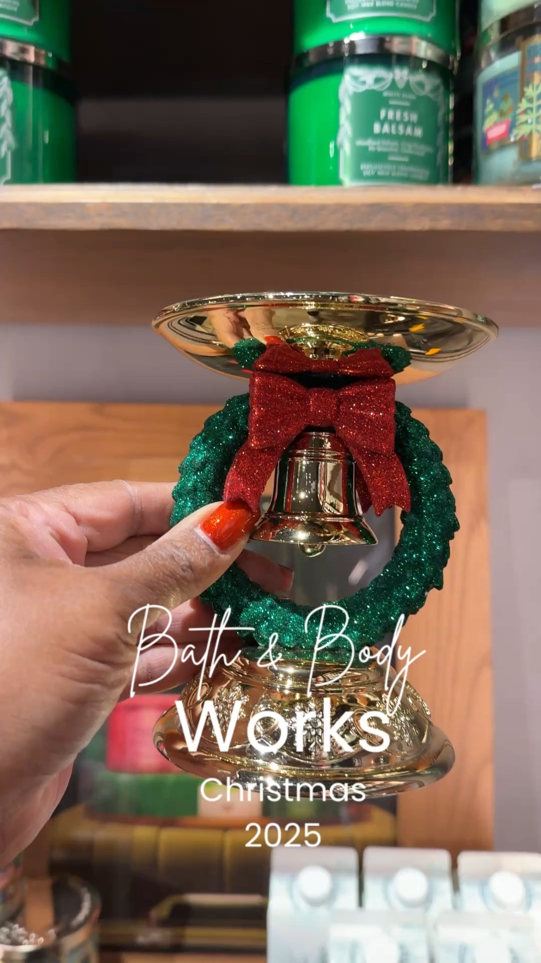 Stumbled upon the absolute cutest Christmas finds at bath and body works. I had to stop myself from buying every last one. 