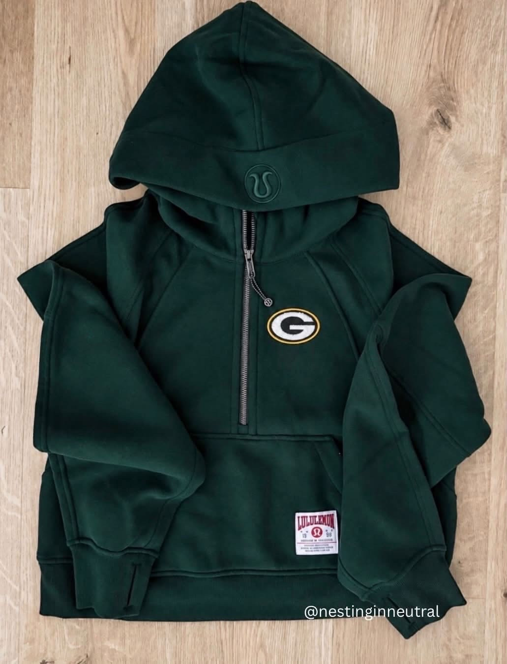 My LULULEMON Green Bay Packer cropped zip up just arrived and I am in love! Wearing it for game day today!💛💚

#LTKActive #LTKSeasonal #LTKU